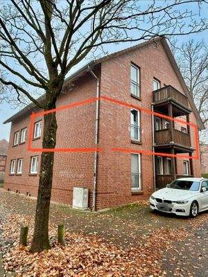 Süd-/Ostansicht des Hauses mit Blick auf den kleinen Balkon