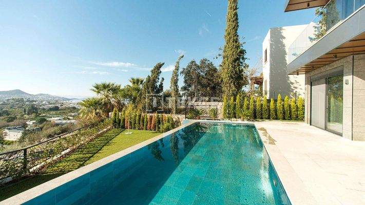 Villa with View and Private Pool in Yalikavak, Bodrum