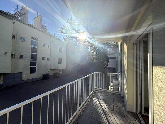 Balkon / Innenhofseitig