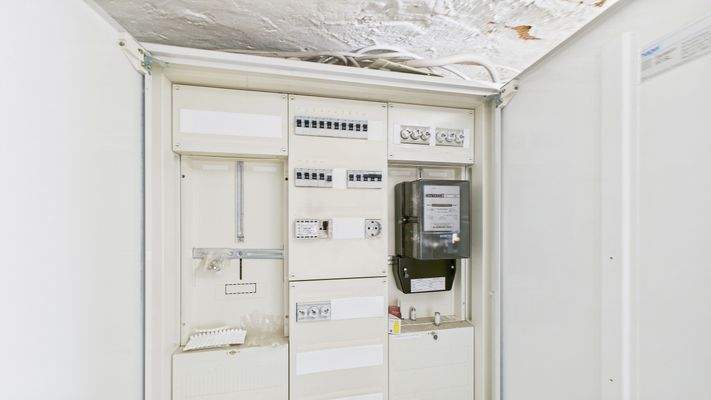 CAM03143G0-PR0191-STILL022