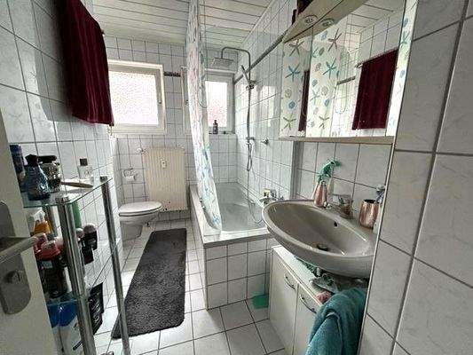 Wohnung2 im Erdgeschoss_Badezimmer