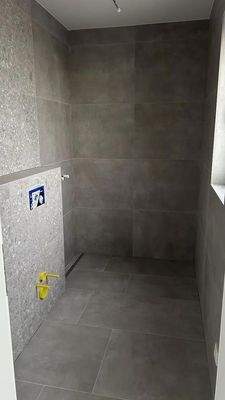 Gäste WC mit Dusche