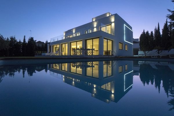 Photo: Villa in Nueva Andalucia