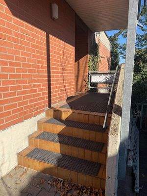 Zugang Whg. II., III., V. und VI.