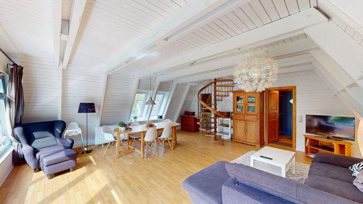 Wohn- und Essbereich