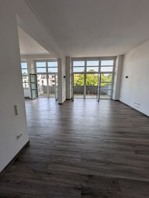 Eingang Loft u. Wohnbereich.jpg