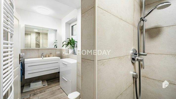 1. OG Badezimmer 2 2