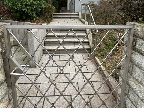 Treppe zur Haustüre