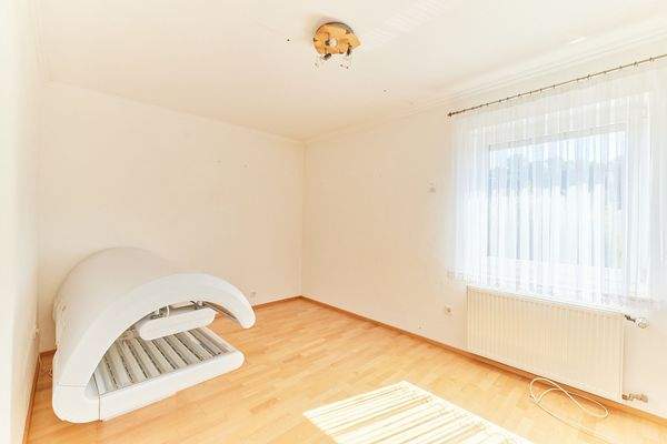 1. OG Kinderzimmer 1.jpg