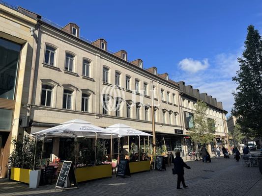 Außenansicht Fitnessfläche