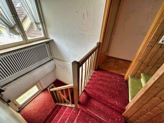 OG Im Treppenhaus.....