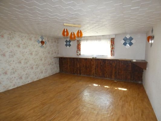 Partyraum im Keller