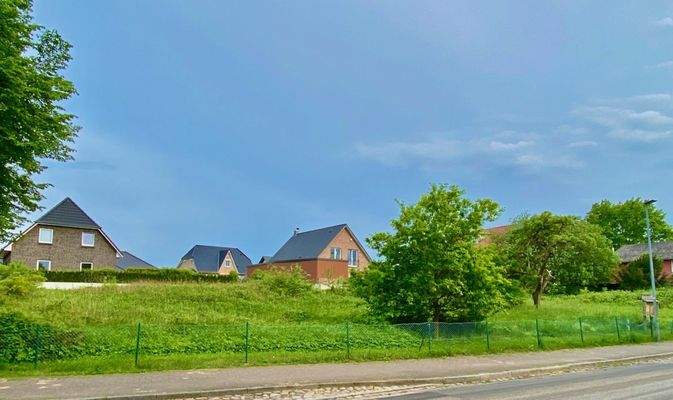 Grundstück für MFH zu verkaufen