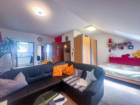 Dachgeschoss Wohn & Schlafraum