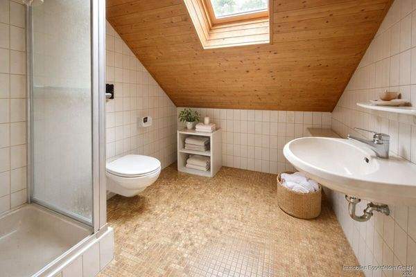 landshut_haus_bad_dachgeschoss