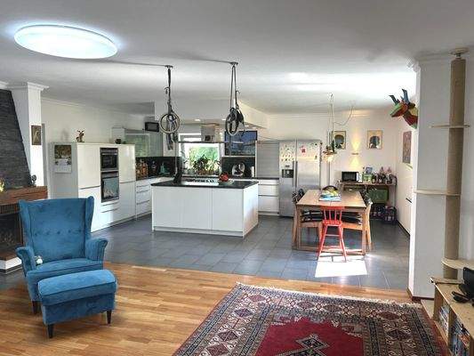 Erdgeschoss: Offenes Wohnen und Essen