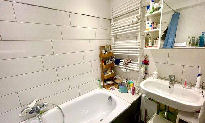 saniertes Badezimmer