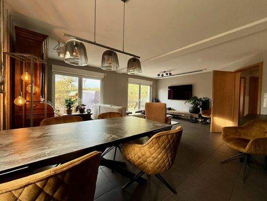 Erdgeschoss: Wohn-/Essbereich