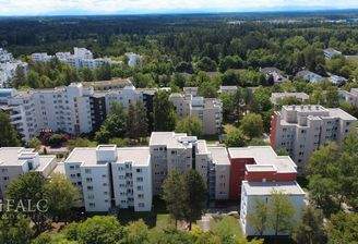 Außenansicht mit Umgebung