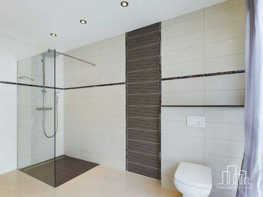 CAM02839G0-PR0140-STILL016