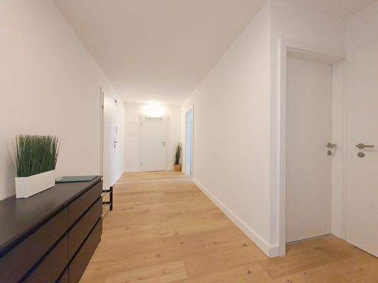 einladenden Vorraum | Bad und WC