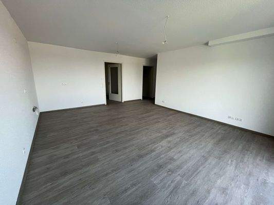 Wohnzimmer offene Küche