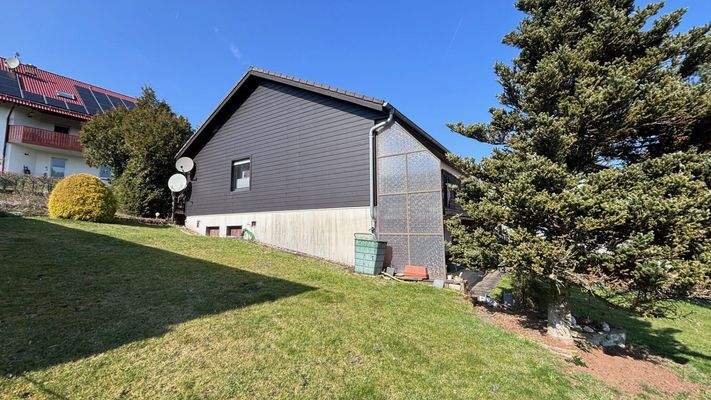 Die Giebelseite links