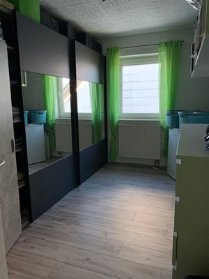 Kinderzimmer / Büro