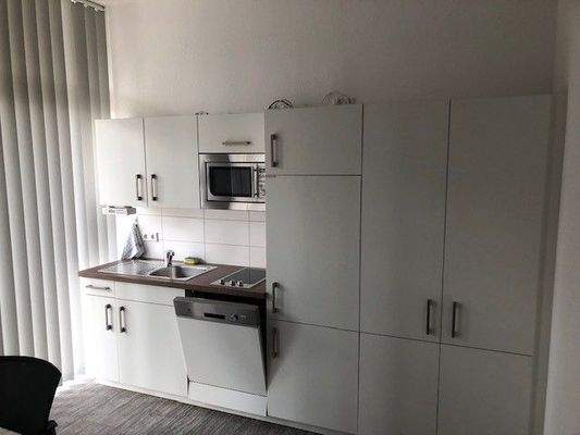 Küche Pausenraum.jpg