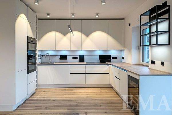 hochwertige Küche mit Einbauküche der Firma Nolte