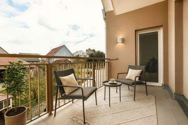 Loggia 2 (KI-Staging)