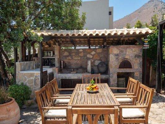 Kreta, Elounda: Villa mit Pool und atemberaubendem Meerblick auf die Bucht zu verkaufen