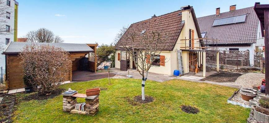 Grundstück mit Haus