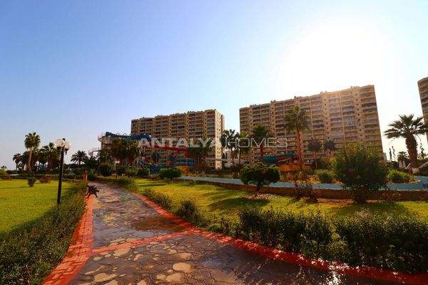 Flat in Liparis 5 Project near the Sea in Mersin Turkey