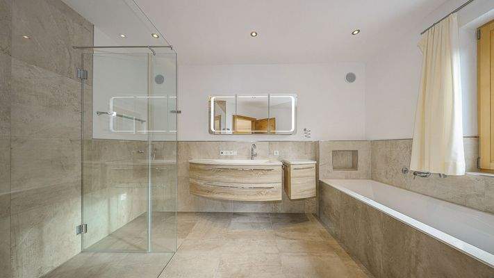 KITZIMMO-Neubauvilla in sonniger Top-Ruhelage kaufen - Immobilien Ellmau am Wilden Kaiser.