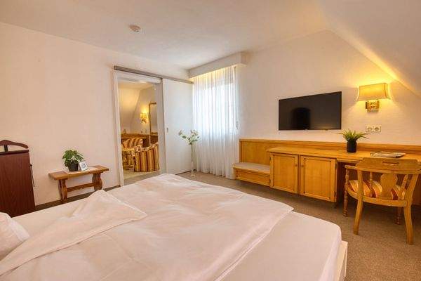 Boardinghaus Zeitwohnen Kurzzeitmiete Gerlingen Stuttgart statt Hotel bei urbanbnb (6).jpg