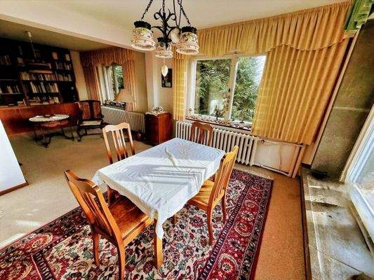 Großer Wohn- und Essbereich