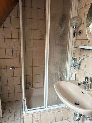 Duschbad im OG