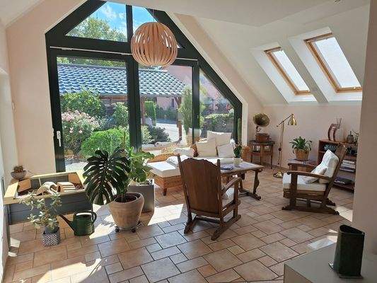 Haus links - Wohnen EG