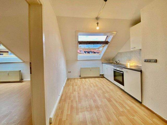 Günstig & gemütlich! Kleine Maisonette Wohnung mit Einbauküche - Foto 1