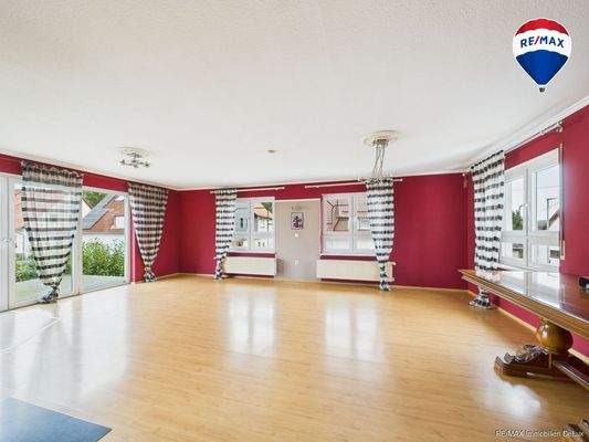 RE/MAX Immobilien DeLux Haus verkauf Steinbach