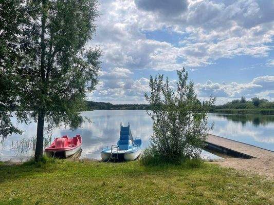 Am naheliegenden See