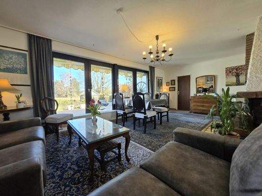 Wohnzimmer mit Weitblick auf den Sachsenwald