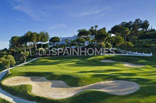 New Build Golf Apartments Surrounded by Nature in Estepona