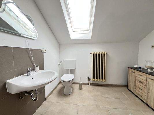 Duschbad im Dachgeschoss