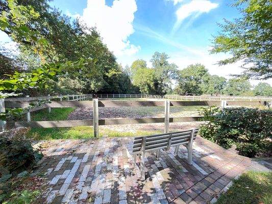 Außenreitplatz 50x30m²