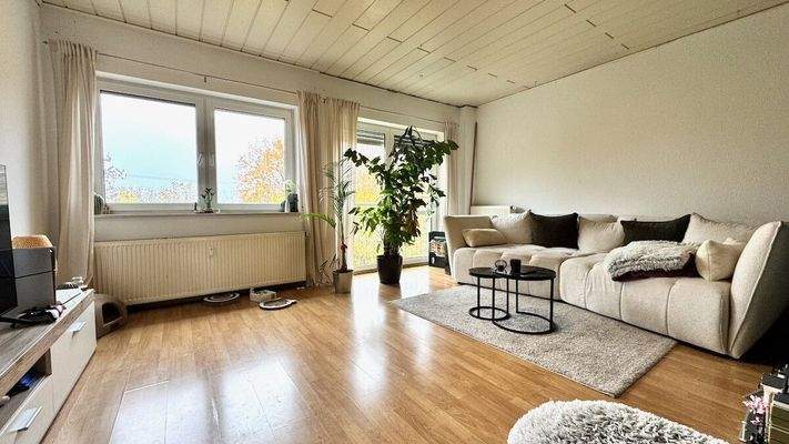 Wohnzimmer 3 Zi.-WHG. 2.OG, Haus 15 links