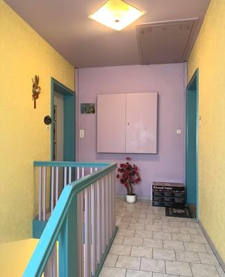 Hausgang mit Wohnung
