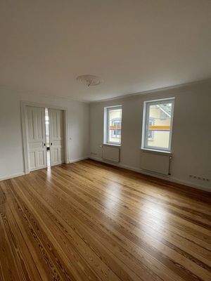 Arbeits- oder Esszimmer