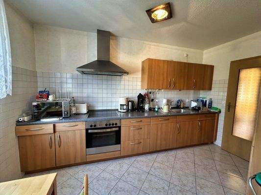 Geräumige Küche gefällig?